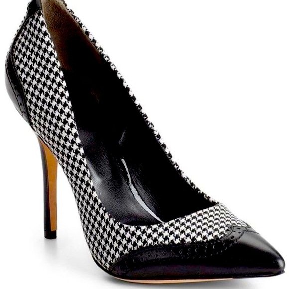 Rachel Roy Houndstooth Heel Pointy Toe Pump - Picture 5 of 11